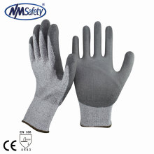NMSAFETY 13G Nylon and HPPE and Glassfiber liner coated pu cut resistant level 5 working gloves